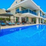 Villa Greenscape for holiday rent by shoreline turkey